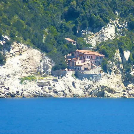 Appartement In Rio Nell Elba For 2 Person